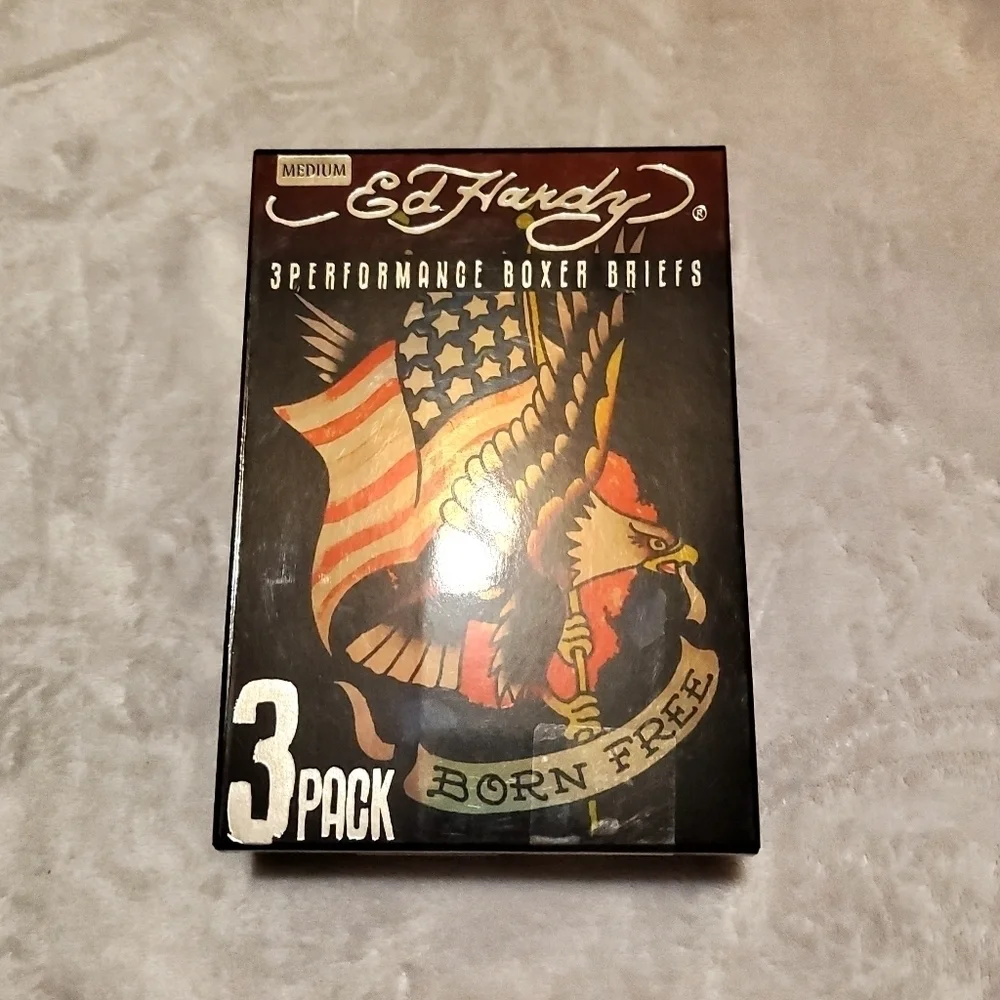 Ed Hardy American Boxer Briefs Size Medium NWT